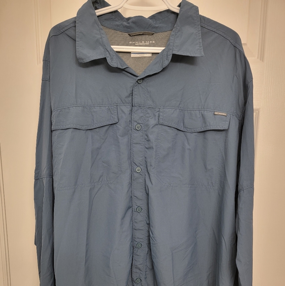 Columbia Men's Omni Shade long sleeved blue shirt